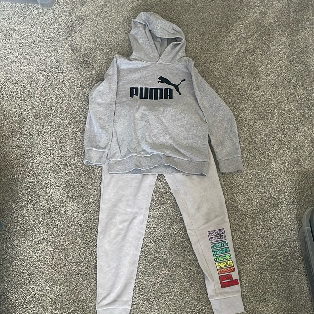 PUMA Kids Sweatshirt and Pants Set